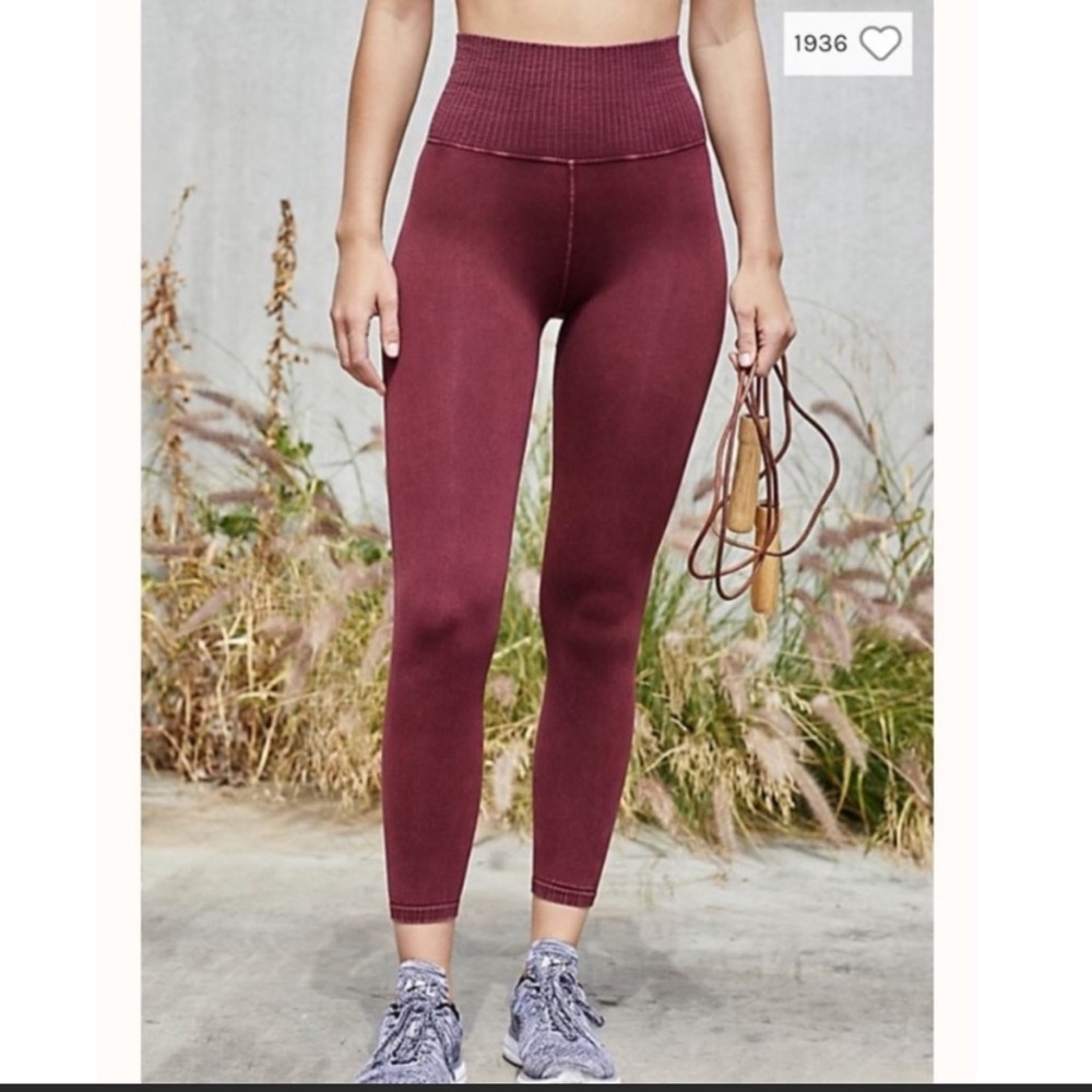 Free people movement high rise good karma leggings redwood M/L